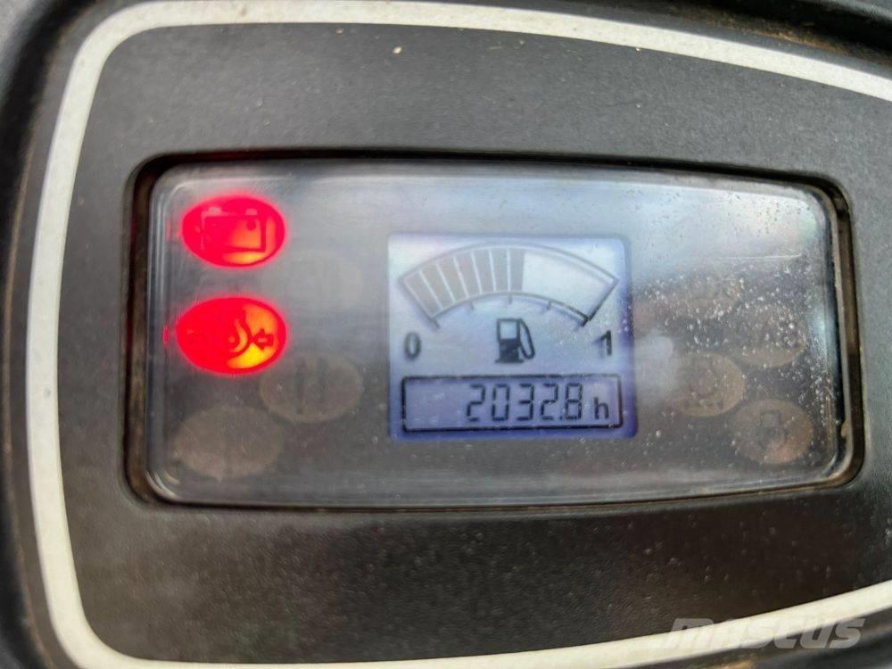 JCB 8025 ZTS Міні-екскаватори < 7т