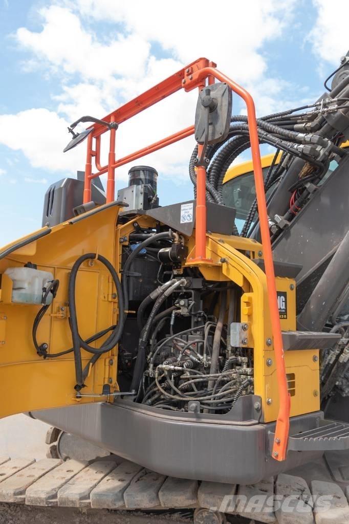 Volvo ECR 145 E Гусеничні екскаватори