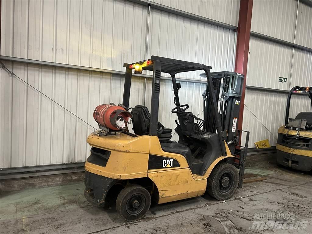 CAT GP25NT Газові навантажувачі