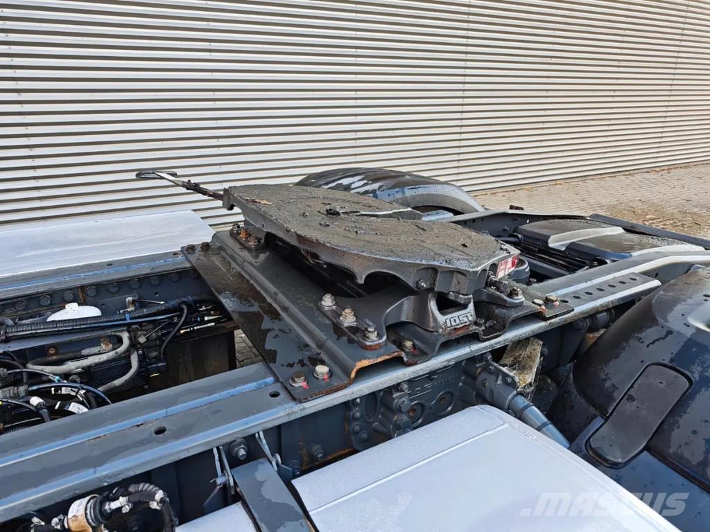 DAF XF 460 4x2 Тягачі