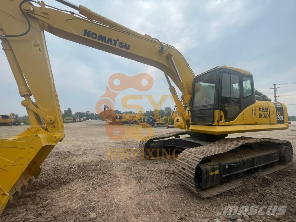 Komatsu PC 300-7 Гусеничні екскаватори