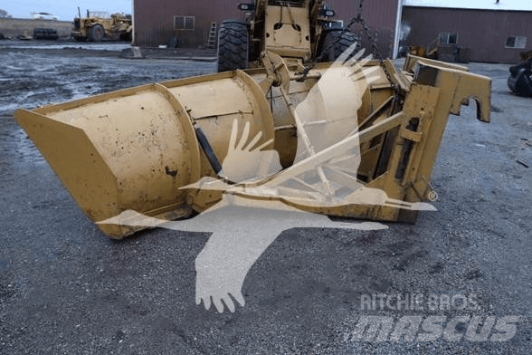 CAT  Ковші