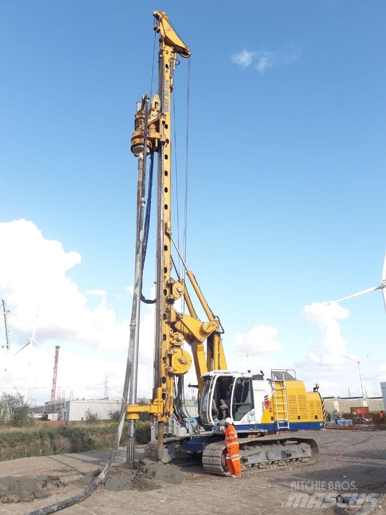Bauer BG 20 H Стаціонарні бурові установки