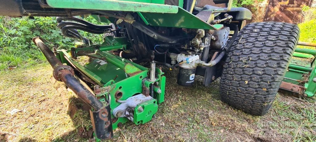 John Deere 2653 B Косарки фарватера