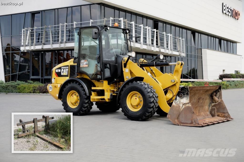 CAT 907 M Фронтальні навантажувачі
