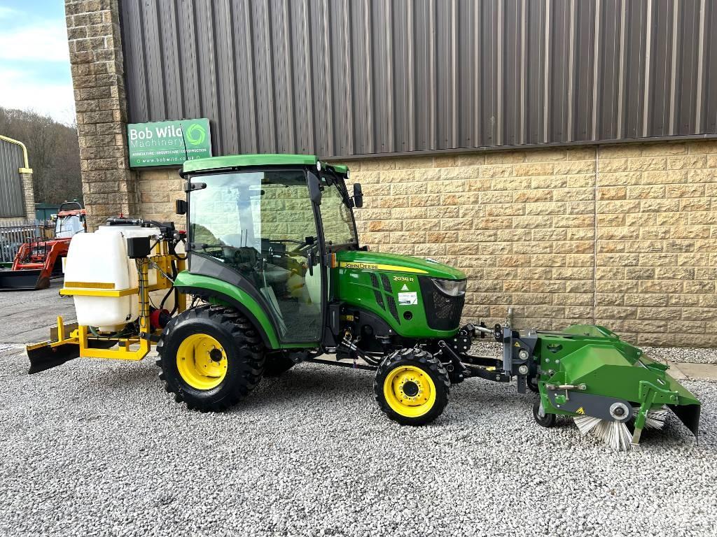 John Deere 2038R Трактори