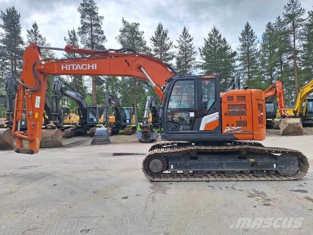 Hitachi ZX225USLC-7 Гусеничні екскаватори