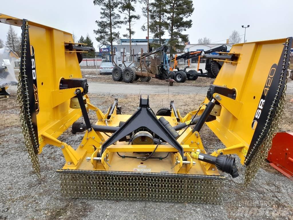 McConnel SR 420 Газонні і лукові косилки
