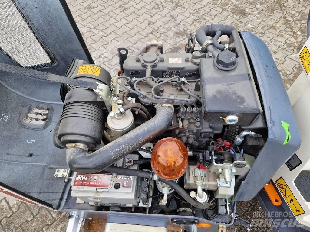 Dynapac CC 900 Ущільнювачі грунту