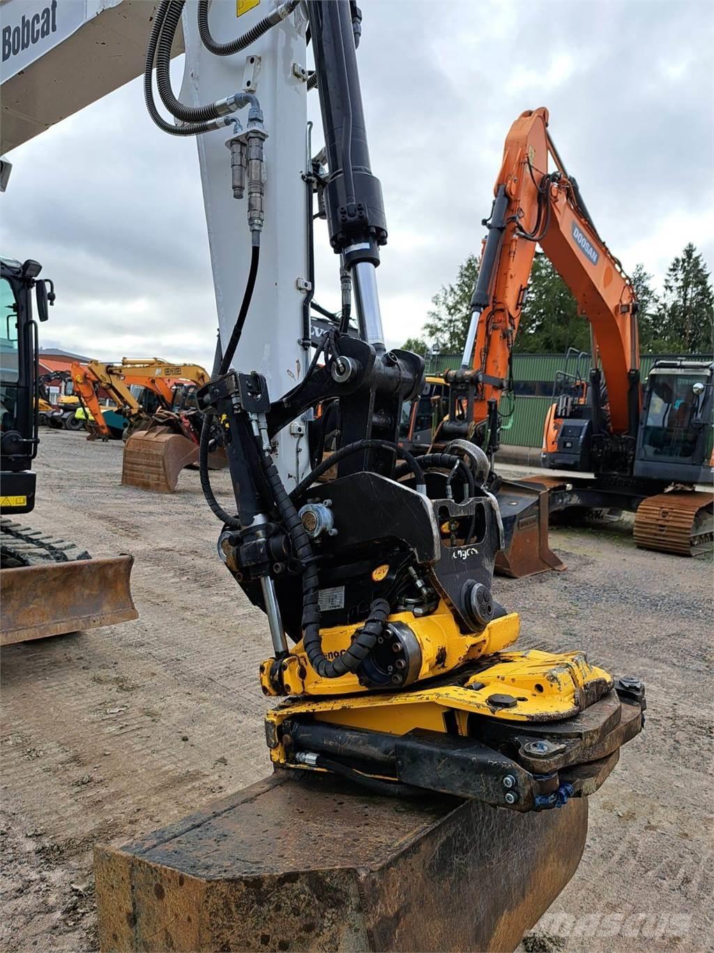 Bobcat E85 Міні-екскаватори < 7т