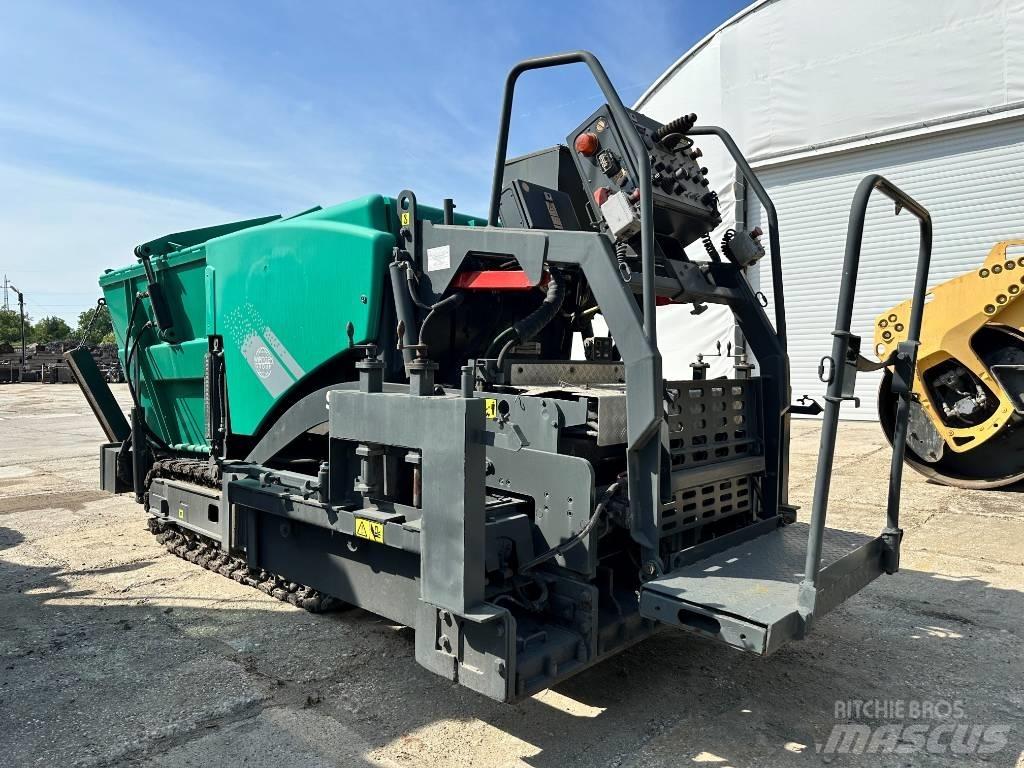 Vögele S 800 Асфальтовкладачі