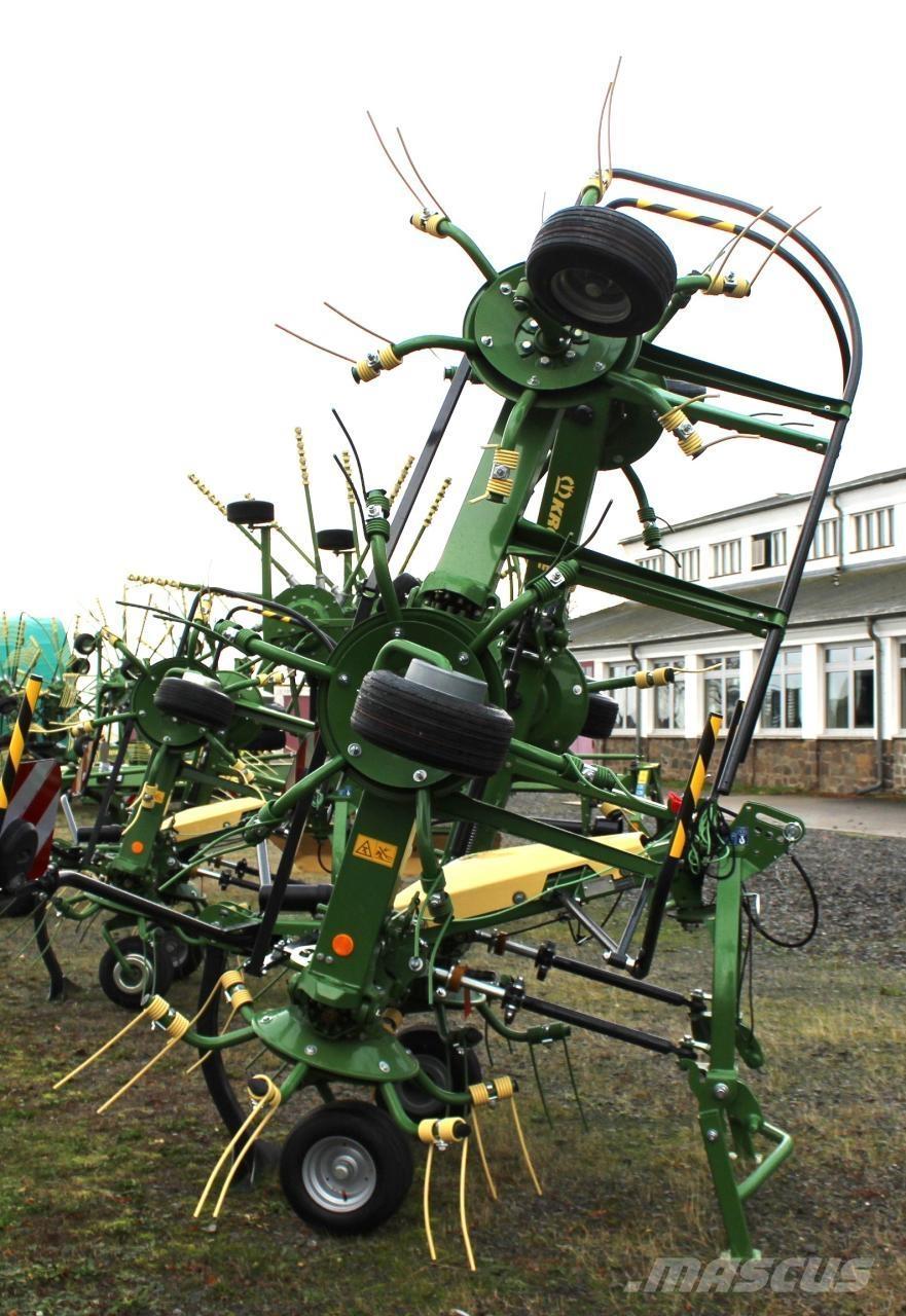 Krone Vendro 680 Граблі і сінозворушувачі