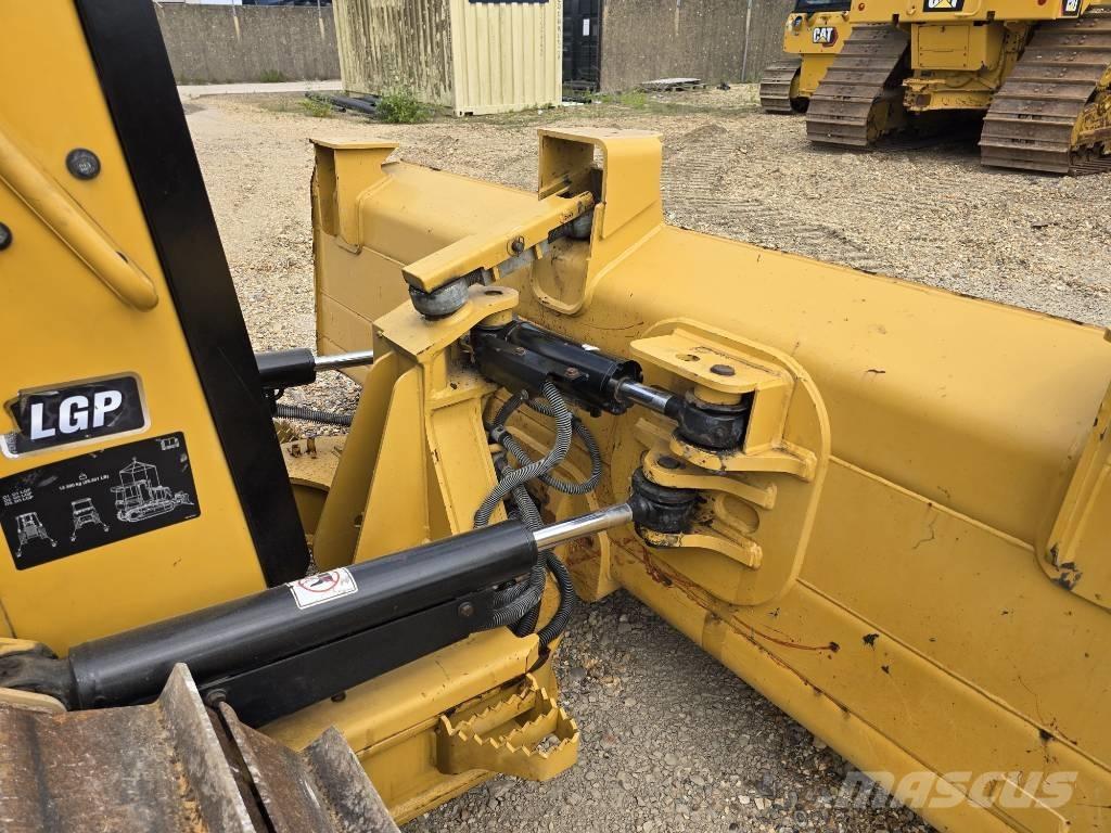 CAT D 3 LGP Гусеничні бульдозери