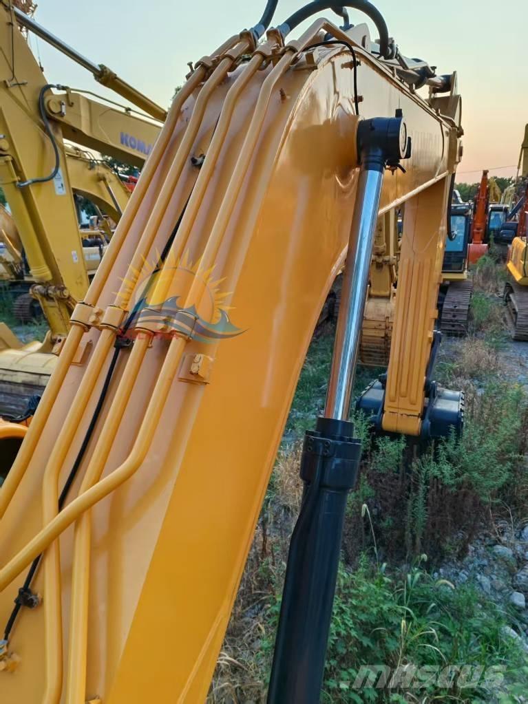 Hyundai R300LC-9S Гусеничні екскаватори