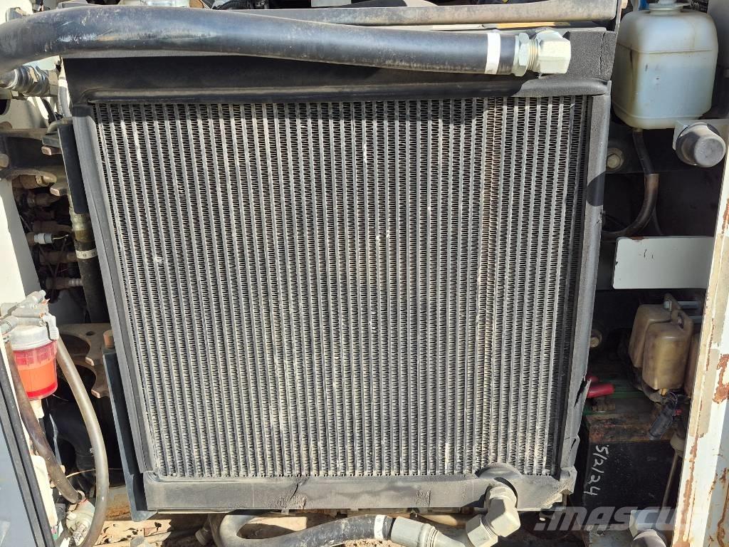 Takeuchi TL 8 Міні-навантажувачі