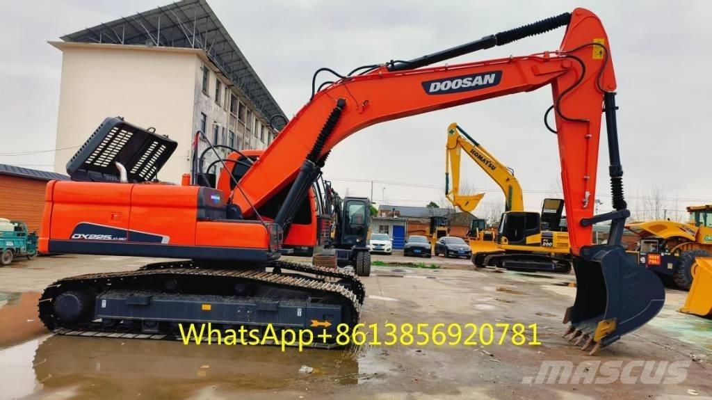 Doosan DX 225 Гусеничні екскаватори