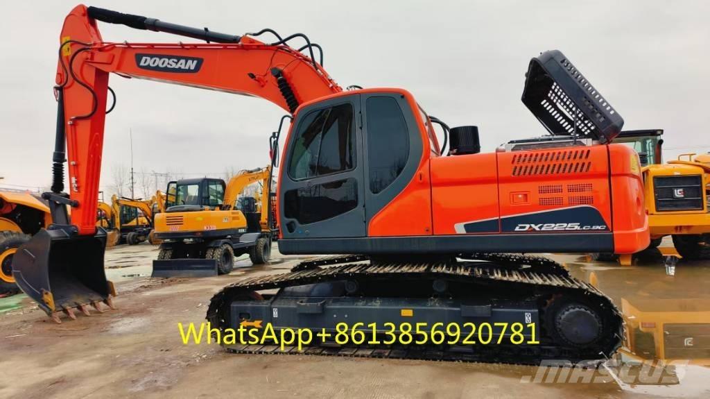 Doosan DX 225 Гусеничні екскаватори
