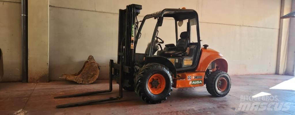Ausa C 200 H X4 Навантажувачі підвищеної прохідності