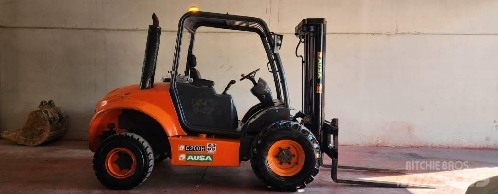 Ausa C 200 H X4 Навантажувачі підвищеної прохідності