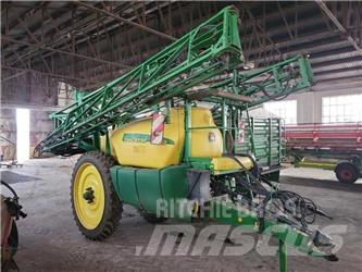 John Deere 732 Причіпні обприскувачі
