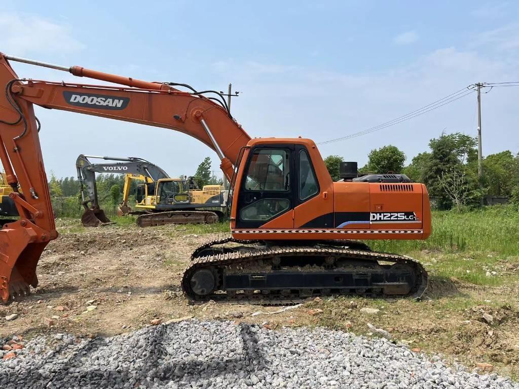 Doosan DH 300 Гусеничні екскаватори