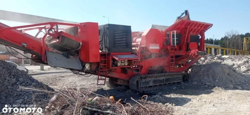 Sandvik QJ 330 Мобільні дробарки