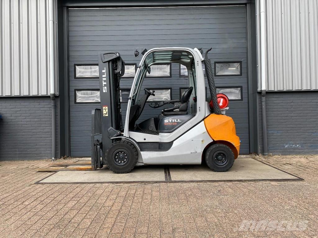 Still RX70-25T Газові навантажувачі