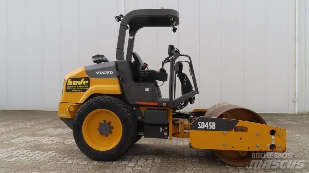 Volvo SD 45 B Грунтові котки