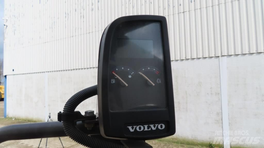 Volvo SD 45 B Грунтові котки