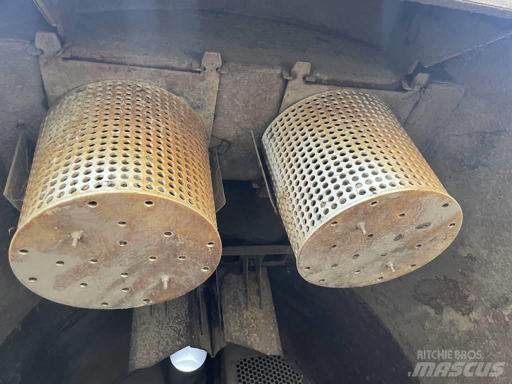 Vactor 2100 Plus Комбі/Вакуумні вантажівки