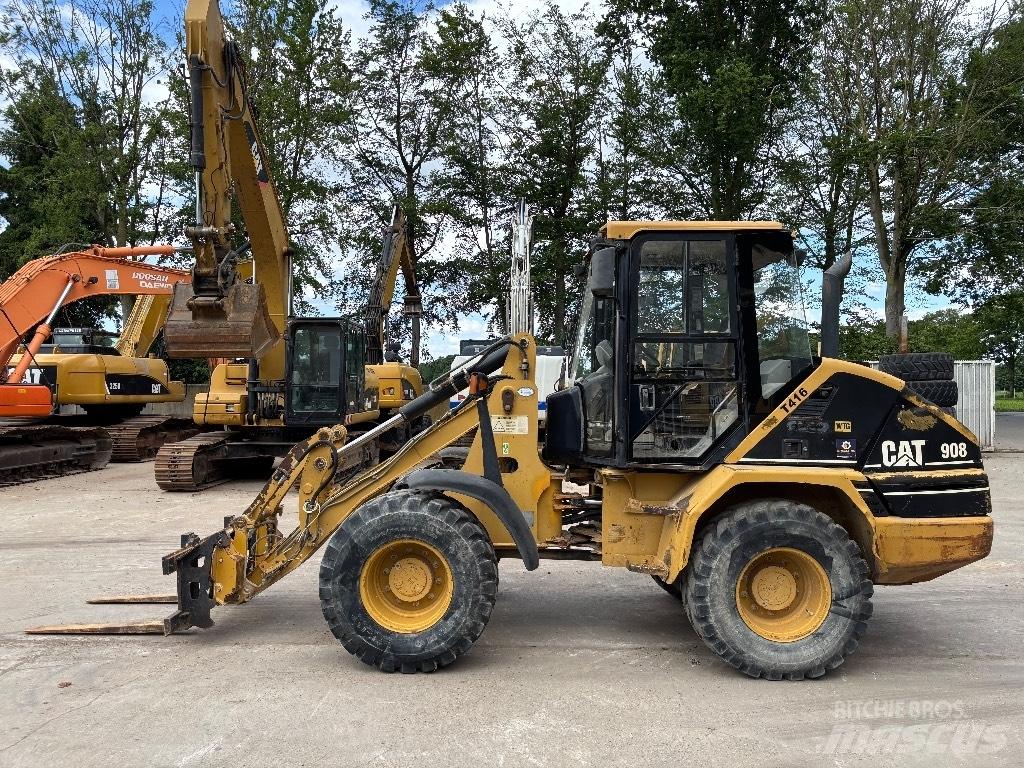CAT 908 Фронтальні навантажувачі