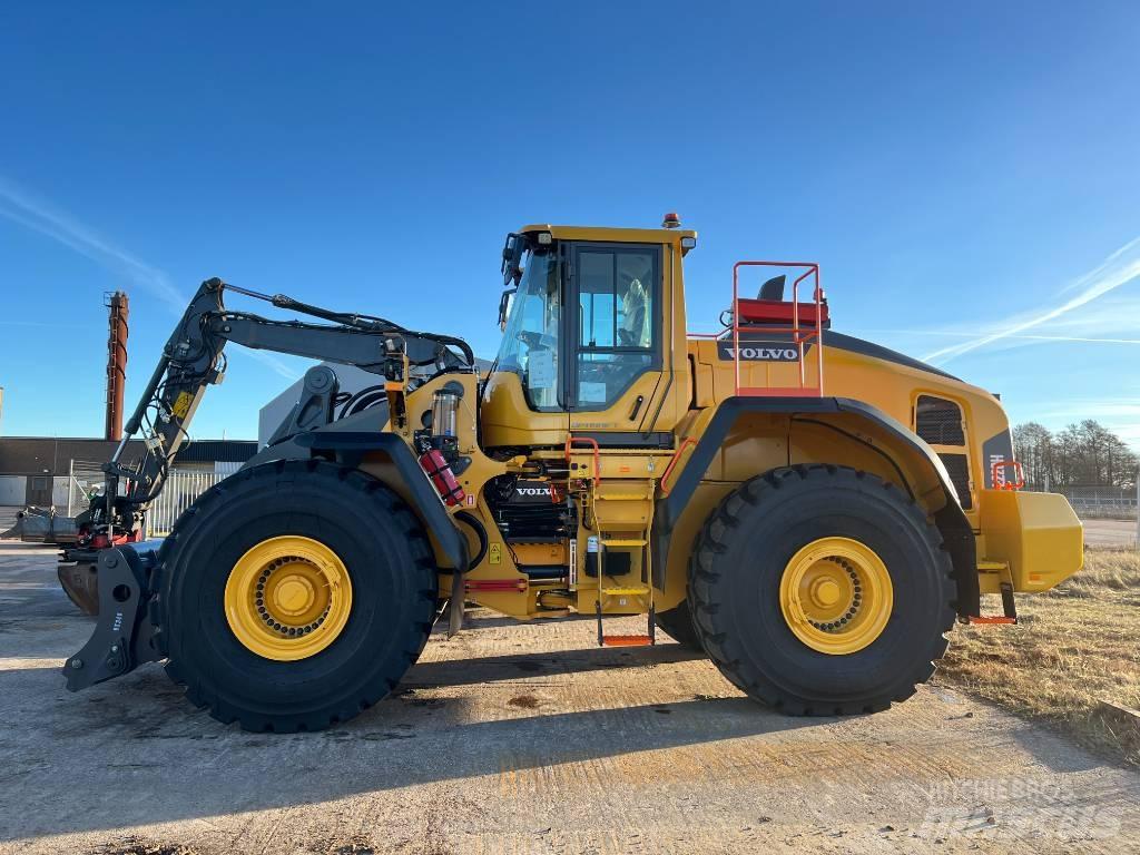 Volvo L 220 H Фронтальні навантажувачі