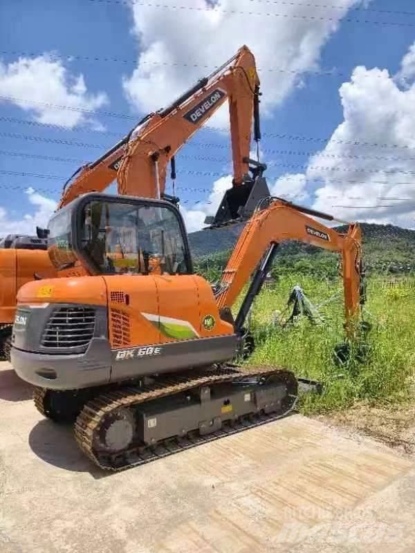 Doosan DX 60E Середні екскаватори 7т. - 12т.