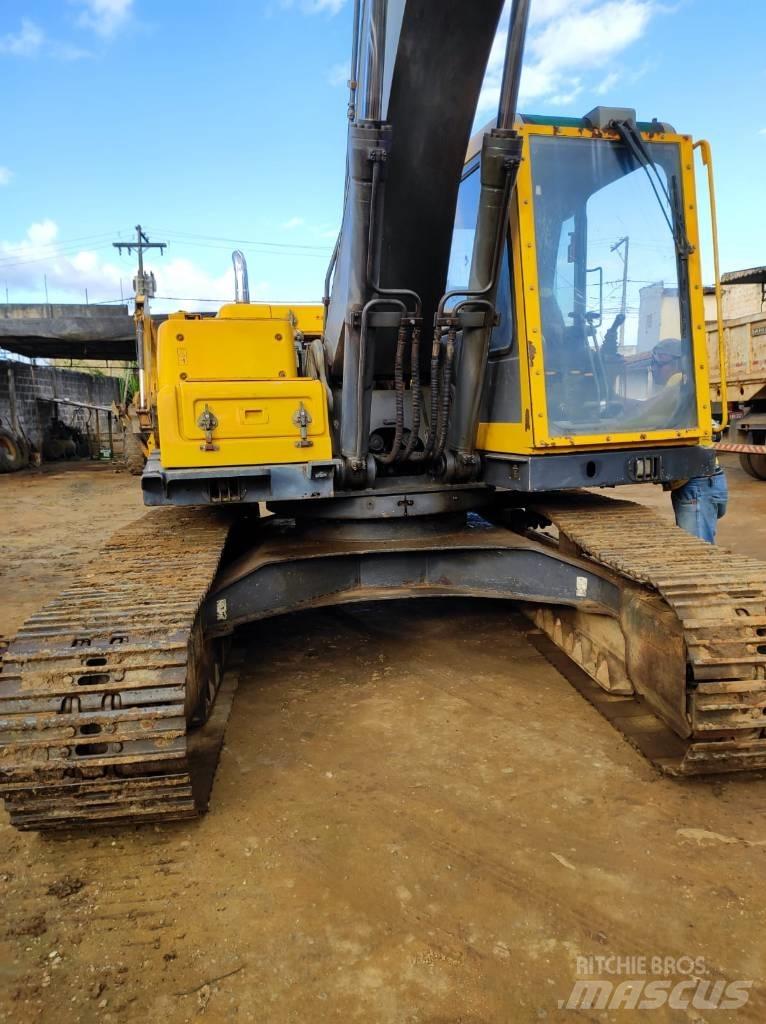 Volvo EC 210 B Гусеничні екскаватори