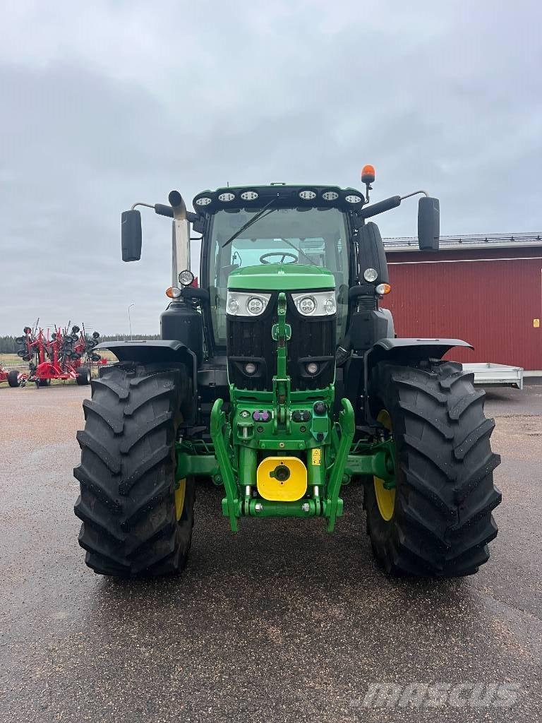 John Deere 6250 R Трактори