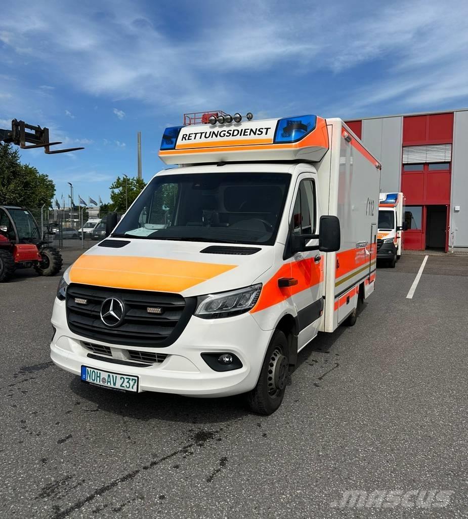 Mercedes-Benz 1000 Машини швидкої допомоги