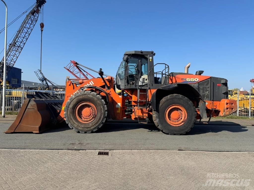 Hitachi ZW 550-6 Фронтальні навантажувачі