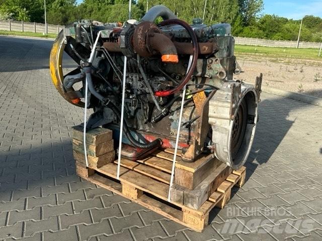 Volvo TD120GA Двигуни