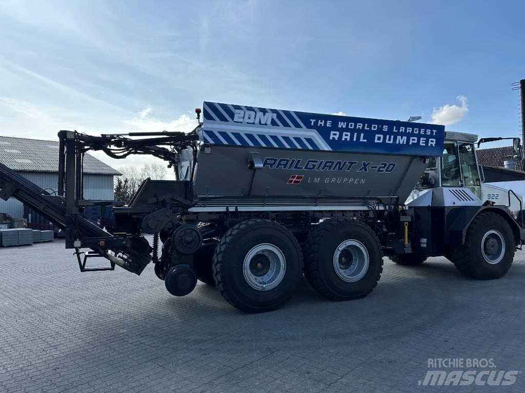 Hydrema 922 C Спеціалізовані перевозчики