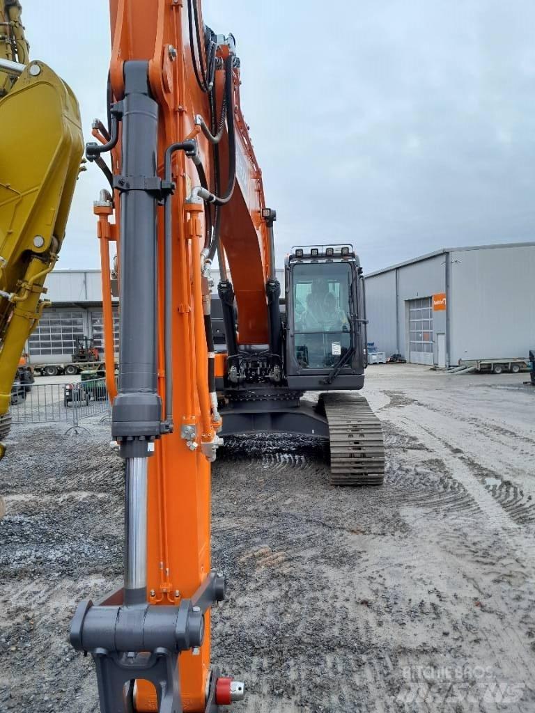 Develon DX 225 LC-7 Гусеничні екскаватори