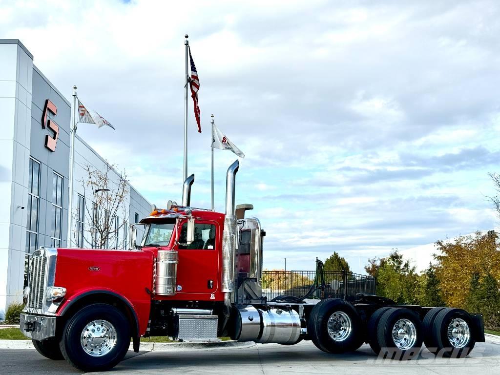 Peterbilt 389 Тягачі