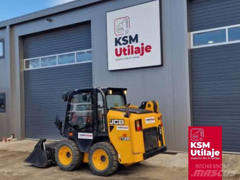 JCB 135 Міні-навантажувачі