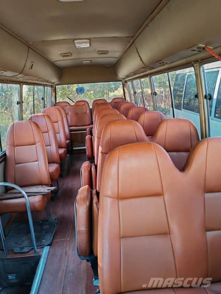 Toyota Coaster Міжміські автобуси