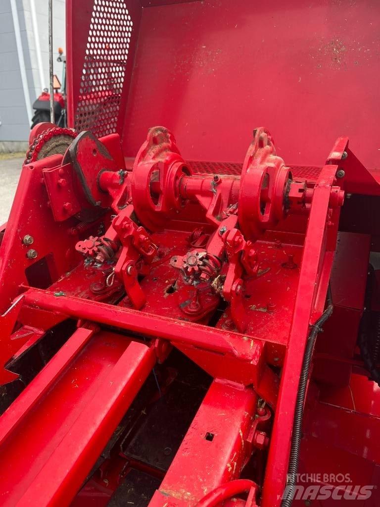 Massey Ferguson 1839 Тюкові прес-підбирачі