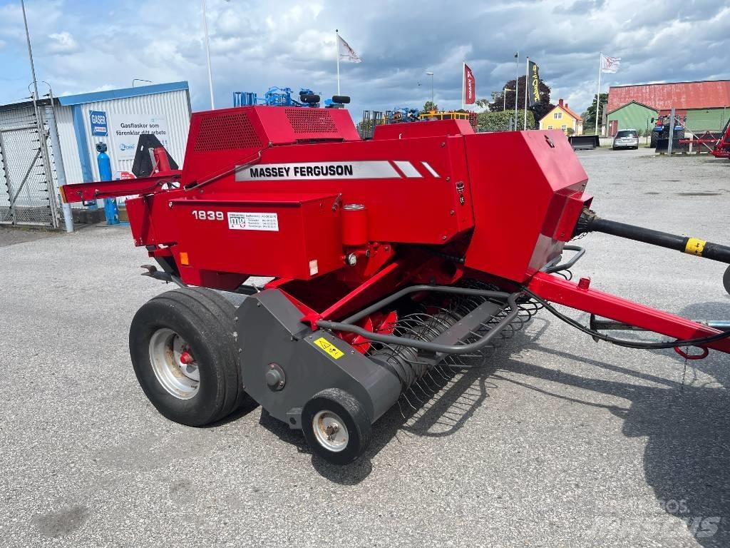 Massey Ferguson 1839 Тюкові прес-підбирачі