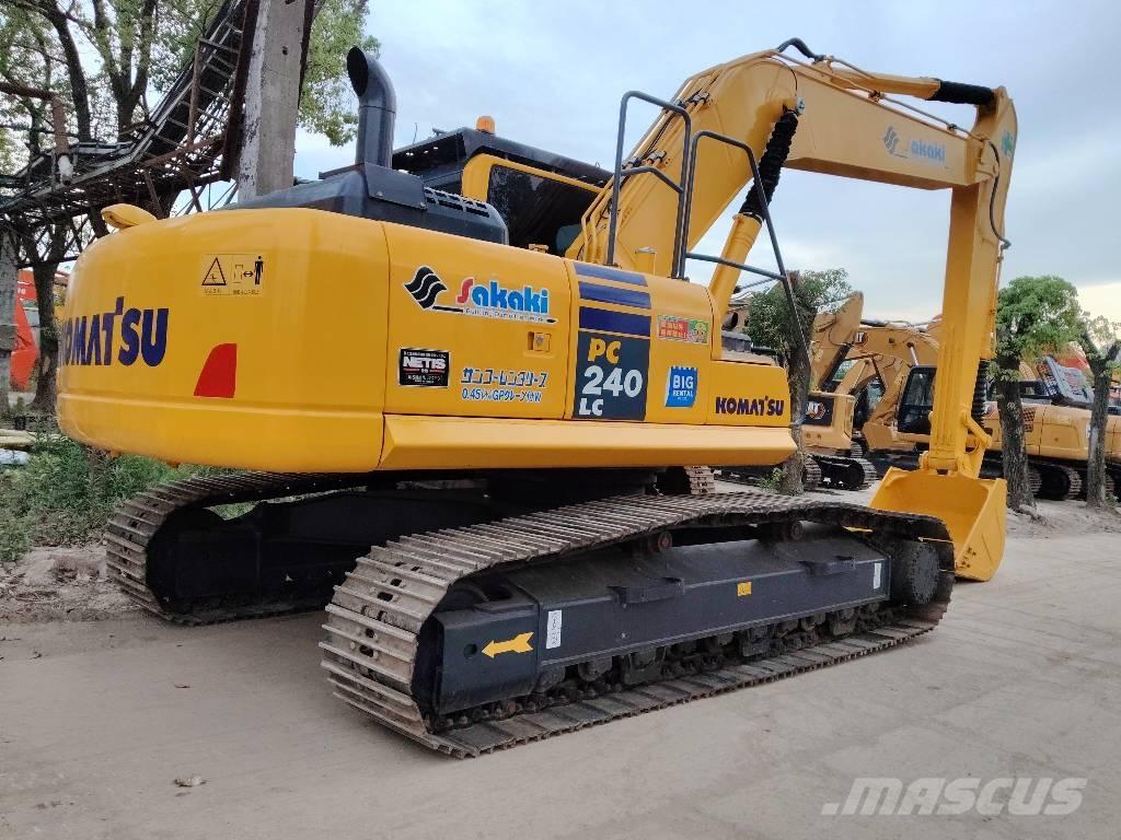 Komatsu PC 240 Гусеничні екскаватори