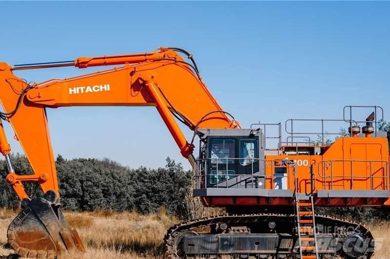 Hitachi EX1200 Міні-екскаватори < 7т