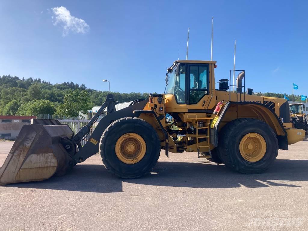 Volvo L 220 F Фронтальні навантажувачі