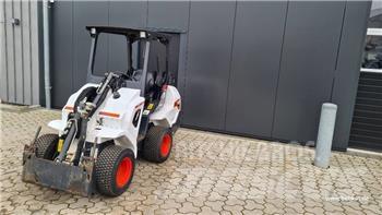 Bobcat L 28 Малі навантажувачі