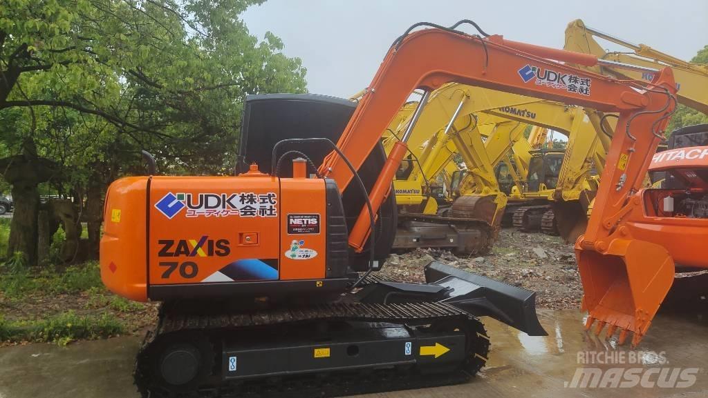 Hitachi ZX 70 Міні-екскаватори < 7т